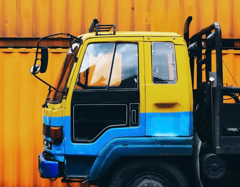 Cargo truck
